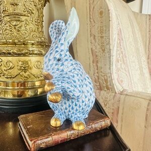 🐇HEREND Medium Bunny